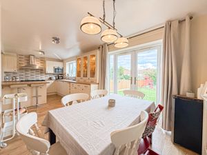 Photo 19- click for photo gallery